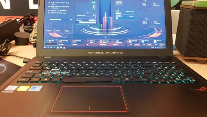 Şampiyonlar Liginden Gelen Laptop'ı İnceliyorum!