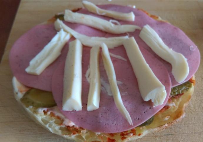 Leziz Bir Bazlama Tost Nasıl Yapılır?