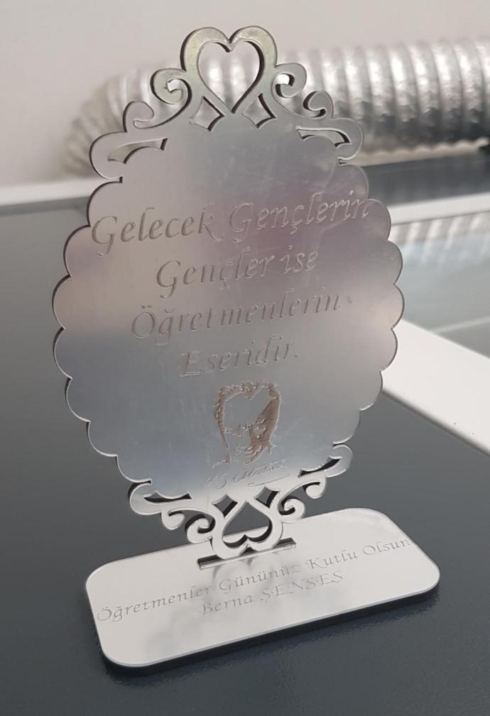En Ucuz ve Güncel Öğretmenler Günü Hediyeleri Listem