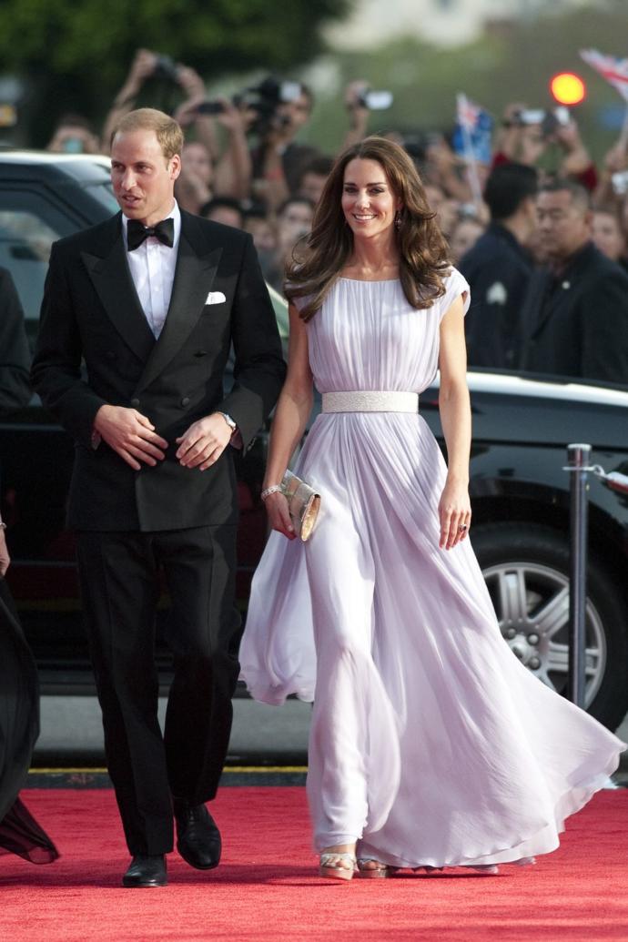 Sürekli Karşılaştırılan Kraliyet Ailesi Güzelleri Kate Middleton ve Meghan Markle'ın Stillerini İnceliyorum!