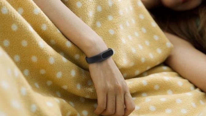 Spor Hayatınızı Kolaylaştıracak ve Yaşam Kalitenizi Arttıracak Xiaomi Mi Band 2'yi İnceliyorum!