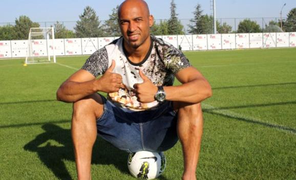 Görünce ''Yok Artık'' Dedirten Birbirinden İlginç Futbolcu İsimleri