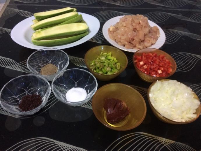 Tavuğun Dile Geldiği Nefis Bir Lezzet: Tavuklu Kabak Graten Tarifi