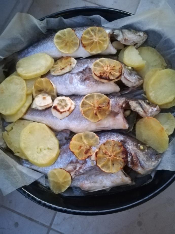 Kış Ayının Vazgeçilmezi Fırında Levrek ve Çipura Nasıl Yapılır?