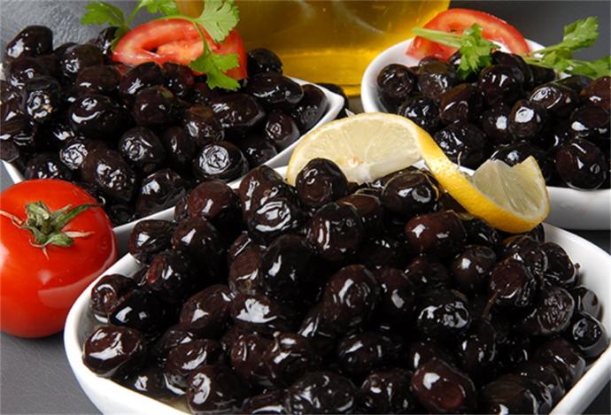 Kahvaltıların Kara Çocuğu, Gönlümüzün Siyahi Prensi Siyah Zeytin Evde Nasıl Yapılır?