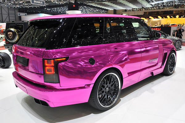 Range Rover fiyatları 22.500 lira ile 2.400.000 lira arasında değişiyor.