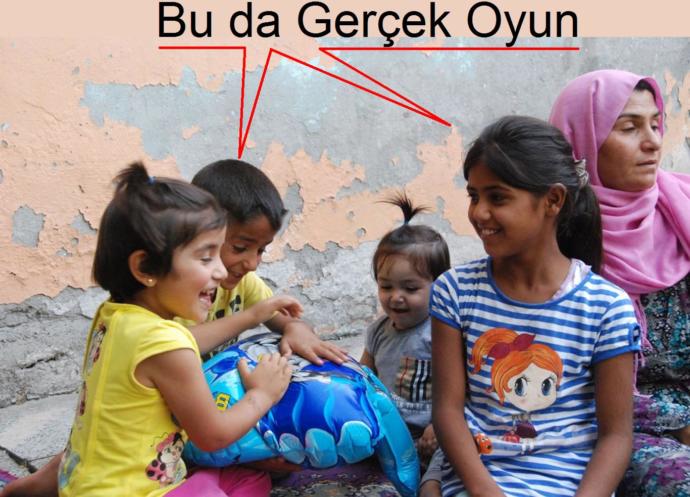 İtalya'da Mülteciler İçin Tasarlanan Bedava Prezervatif Tasarısı Ortalığı Karıştırdı