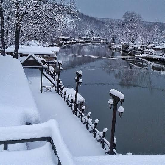 Buz Kış Günlerinde Mis Gibi Hafta Sonu: Romantizm, Eğlence ve Huzur Arayanlara Hitap Ediyoruz!