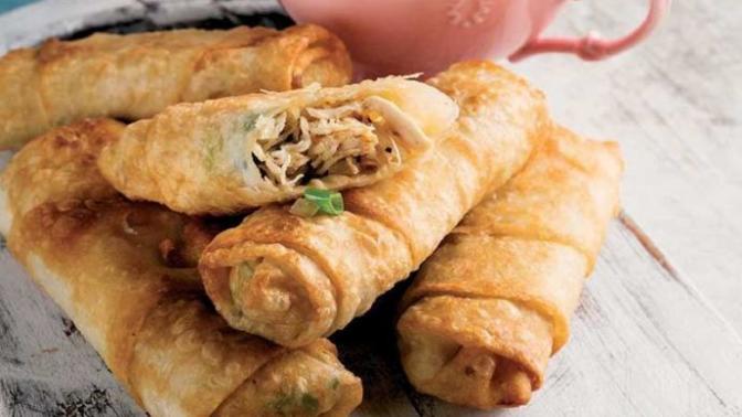Çayınızın Yanına Bir Tat: Sebzeli Tavuklu Börek Tarifi