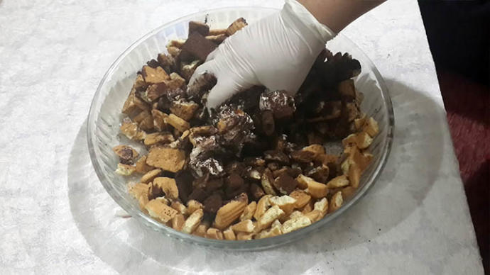 Küçük Büyük Herkesin Bayılarak Yediği Lezzet: Mozaik Pasta Tarifi!