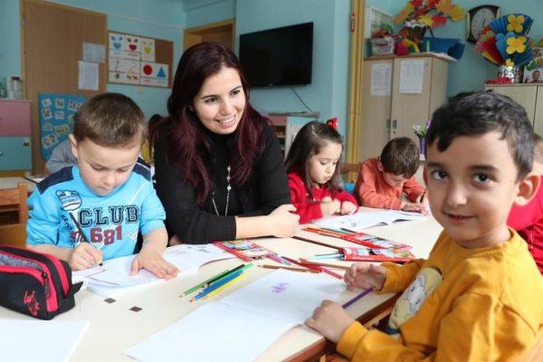 Öğrencisine olan bakışlarına dikkat!