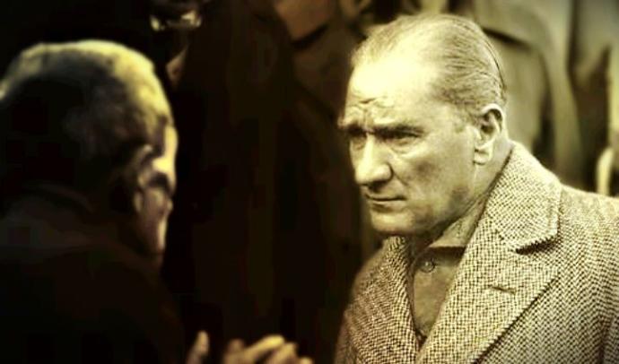 Fransa'nın Prestijli Tarih Dergisi Histoire & Civilisations, Aralık Sayısını Atatürk'e Ayırdı