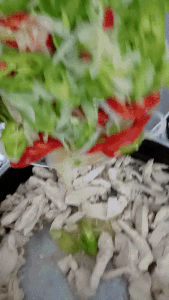 Mantar ve Tavuğun Büyük Aşkı: Mantarlı Tavuk Kavurma Yapıyoruz!
