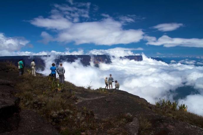 Brezilya ve Venezuela Arasındaki Gizemli Dünya: Roraima Dağı