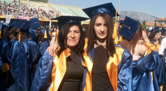 İsteyince Oluyormuş Dedirten Sıcacık Bir Haber: Temizlik Görevlisi Olarak Girdiği Okulda Öğretmen Oldu