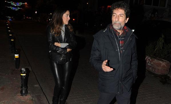 Mustafa Uğurlu Cihangir'de Bir Kadınla Görüntülendi