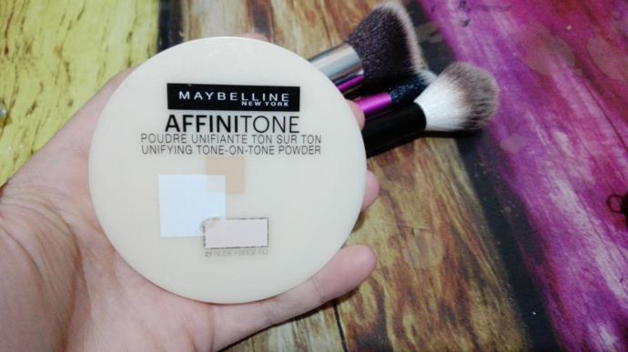 Meybelline affını tone pudra