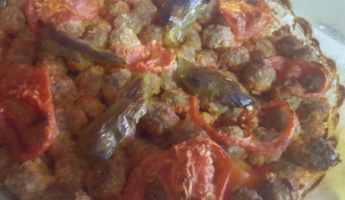 Düşman Çatlatan Fırında Sebzeli Misket Köfte Nasıl Yapılır?
