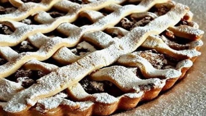 Tarçını Elmayla Birleştirip Sevgiliye Götürülen Muhteşem Tat: Elmalı Pasta Tarifi!