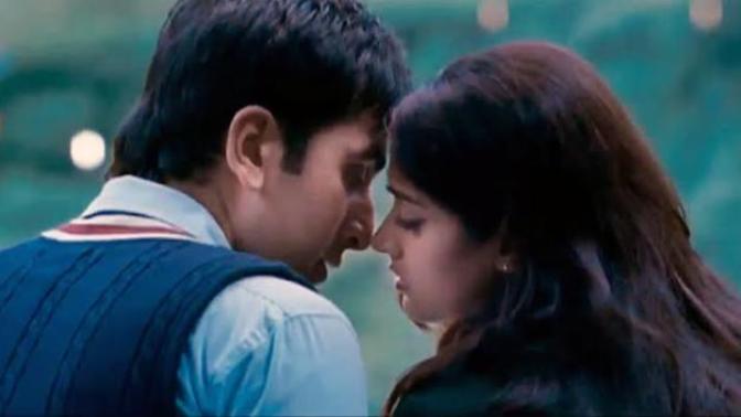 'Aşkın Dile İhtiyacı Yoktur' Sloganıyla Gönülleri Fetheden Bir Film: Barfi