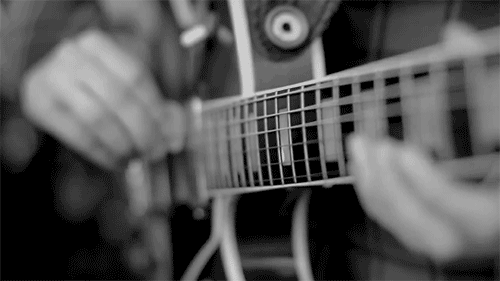 Gitar Çalmaya Başlamak İsteyenler İçin Hayati İpuçları