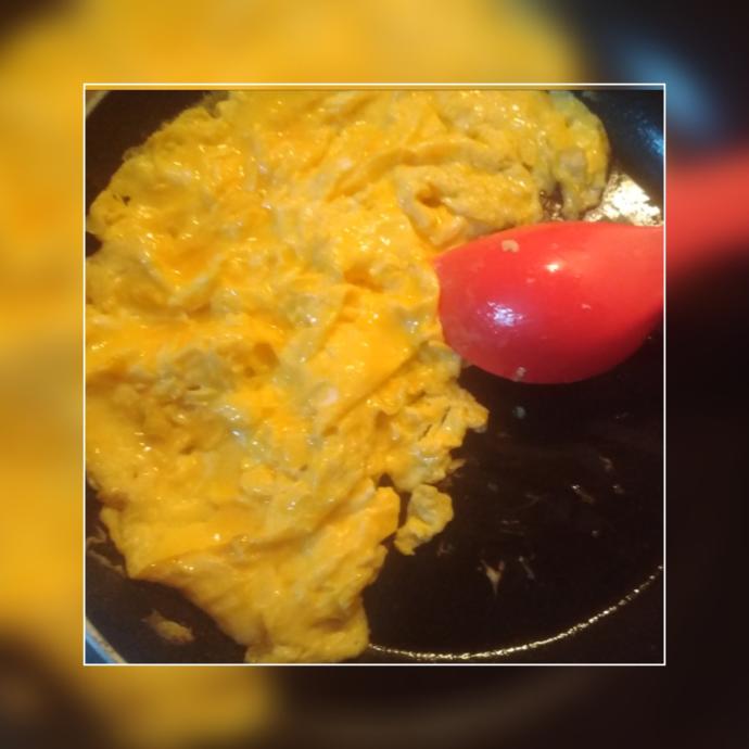Kahvaltıların Şahı Kremalı Çırpılmış Yumurta