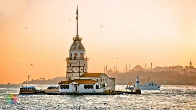 İstanbul'da Turist Olmak: İstanbul'a Gelirseniz Mutlaka Görmeniz Gereken 6 Yer!
