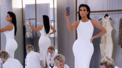 4. Kardashianların ünlü korse modeline geldi sıra...