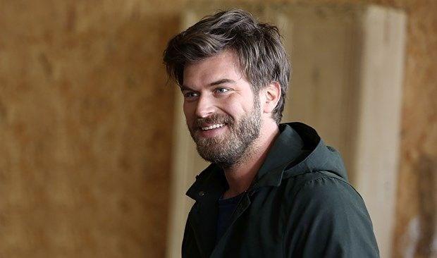 Kıvanç Tatlıtuğ: