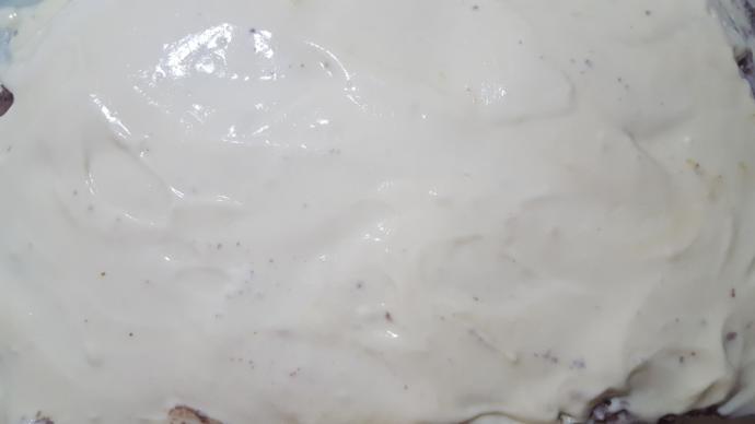 Krema kaplı kek