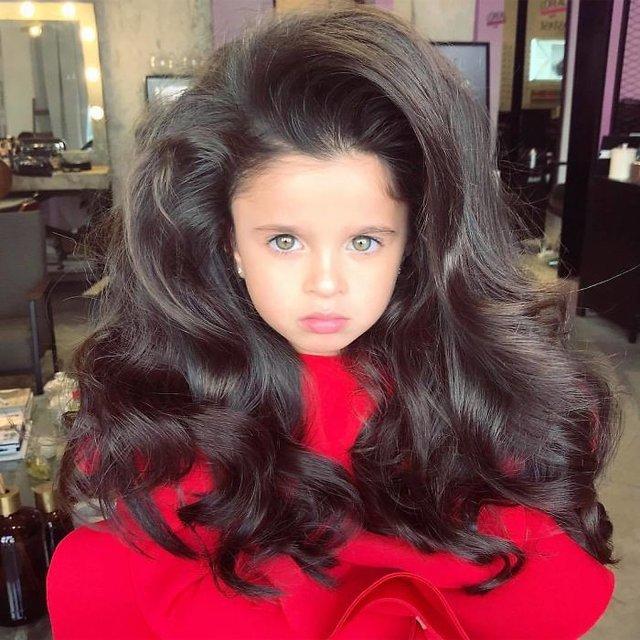 Sırma Saçlarıyla Instagram'da Fenomen Olmuş 6 Minik!
