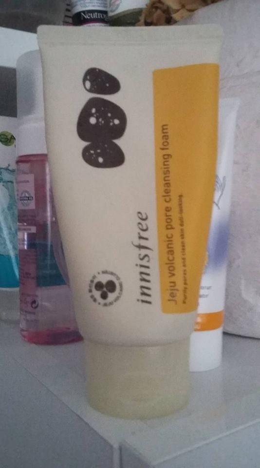 İnnisfree jeju volcanic pore cleansing foam