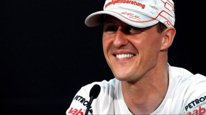 Michael Schumacher Yürümeye Başladı