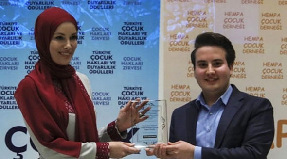 Gamze Özçelik