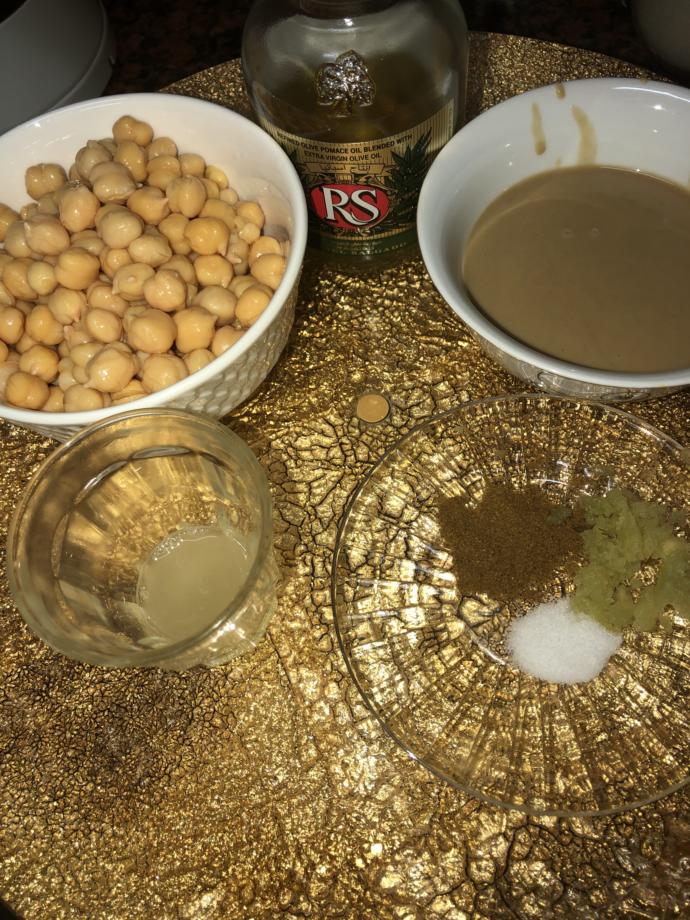 Doyurucu ve Sağlıklı Meze: Humus Nasıl Yapılır?
