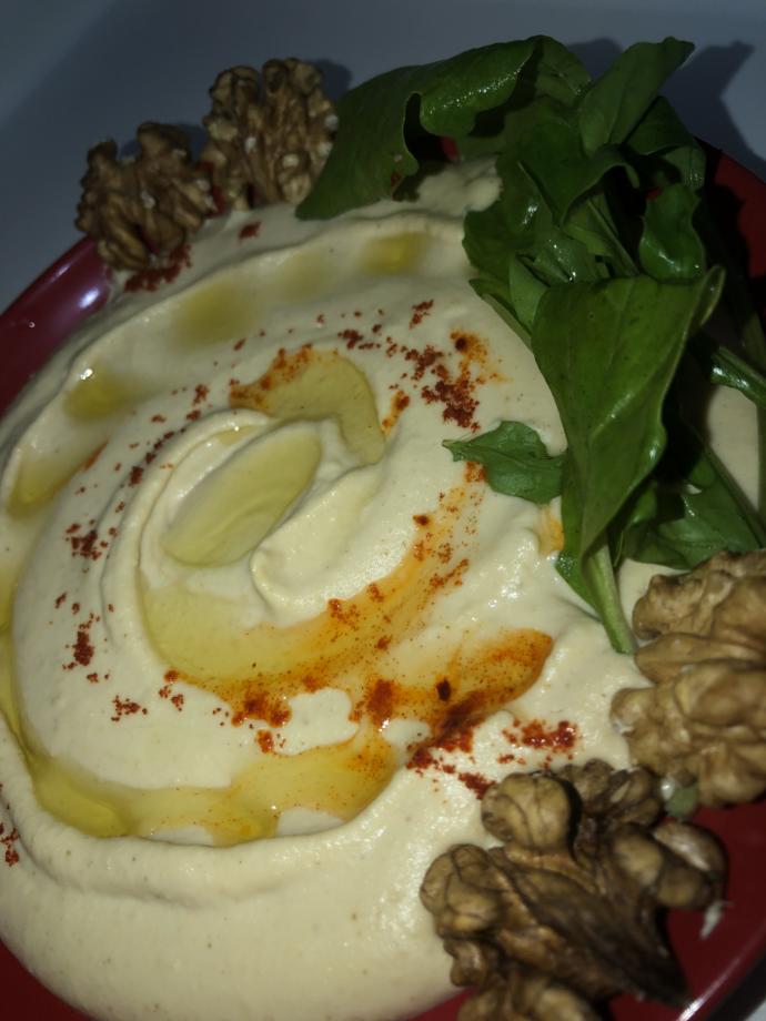 Doyurucu ve Sağlıklı Meze: Humus Nasıl Yapılır?