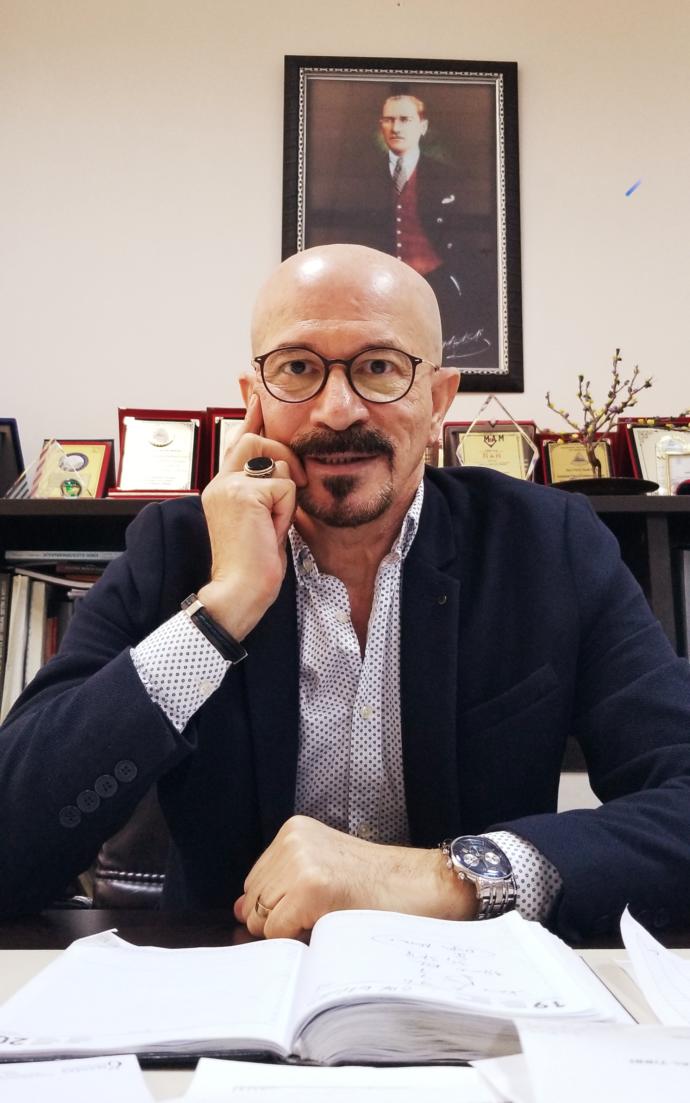 Biyolojik Alın Yazımız Olan Genleri Türkiyenin En İyi Hocalarından Biri Olan Prof. Dr. Haydar Bağış İle Konuştuk