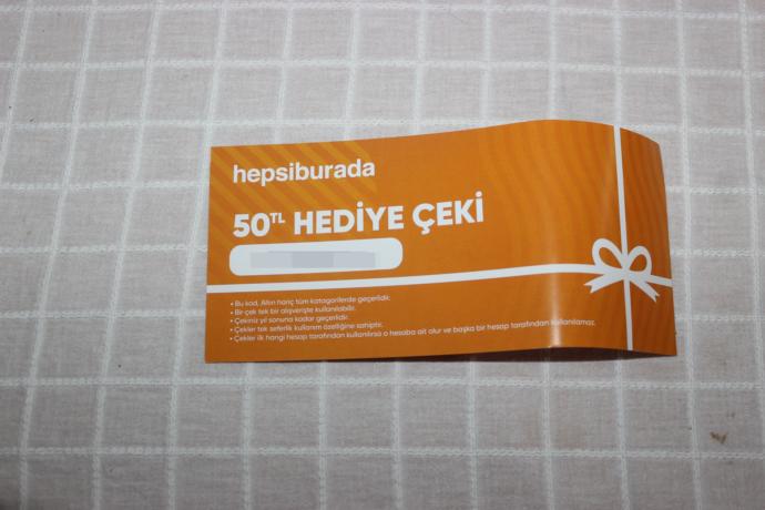 Yeni Yıla KizlarSoruyor Hediyeleri İle Giriyoruz! KizlarSoruyor'un Yeni Yılda Fenomenlere Yaptığı Jesti Görmek İster misiniz?