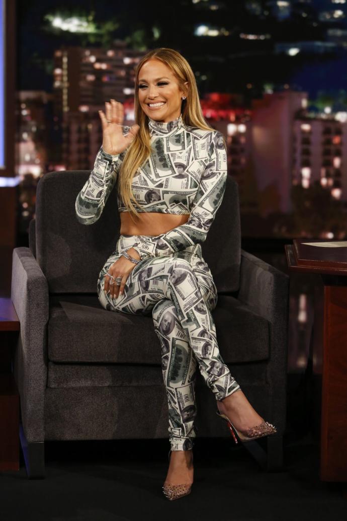 Yaşı 49, Tarzı 19: Jennifer Lopez'in 2018 Stilini İnceliyorum!