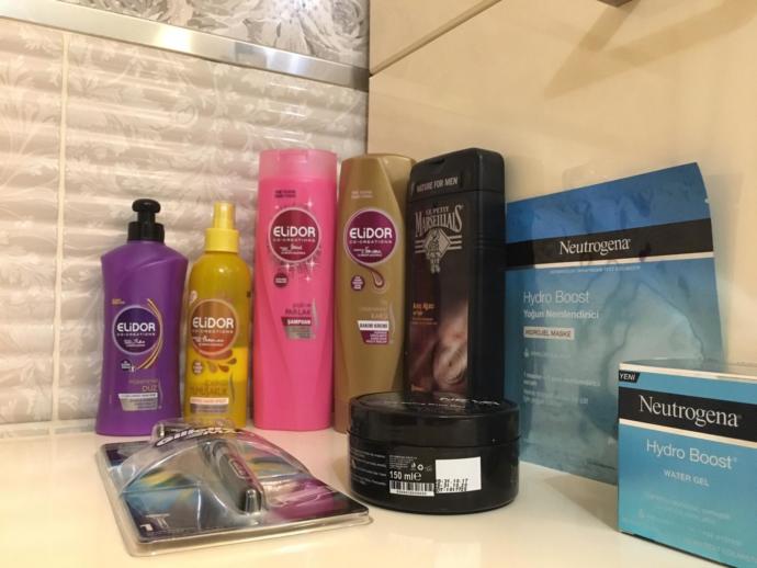 Elidor, Neutrogena ve Gillette