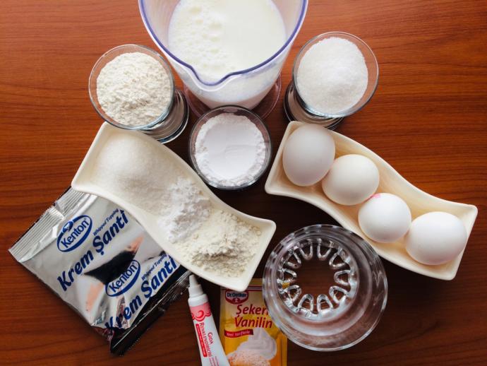 Şeklini Yediğim Bir Pasta; “İki Renkli Pasta” Tarifi!