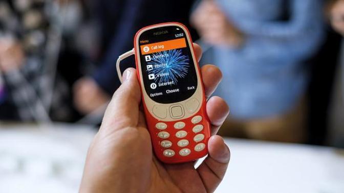 Akıllı Telefon Bağımlılığına Karşı Eski Tip Telefonlar Çoğalıyor!