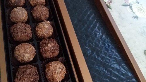 Beklenmedik Zamanda Gelen Sürpriz: Kızlar Soruyor'un Fenomenlere Hazırladığı Sürpriz Kutusu İle Gelen Mutluluk!