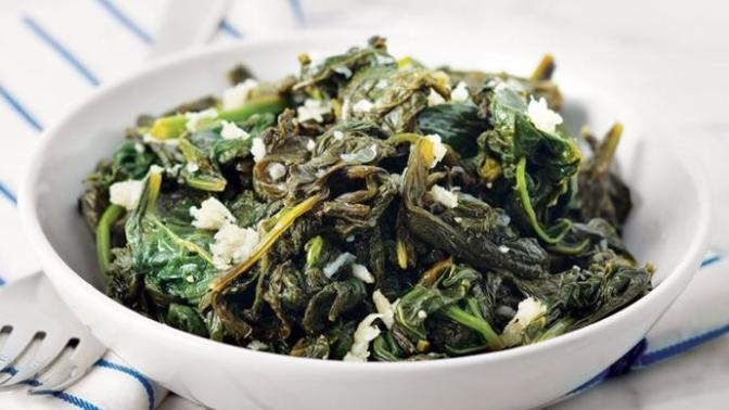 Zeytinyağlı Soğuk Meze: Turp Otu Salatası Tarifi!
