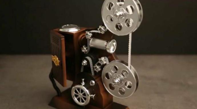 Film Makinesi Şeklinde Müzik Kutusu