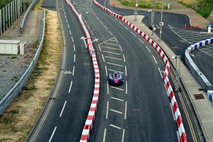 1 TL İle 350 Kilometre Yol Gidebilen Elektrikli Otomobil Ürettiler