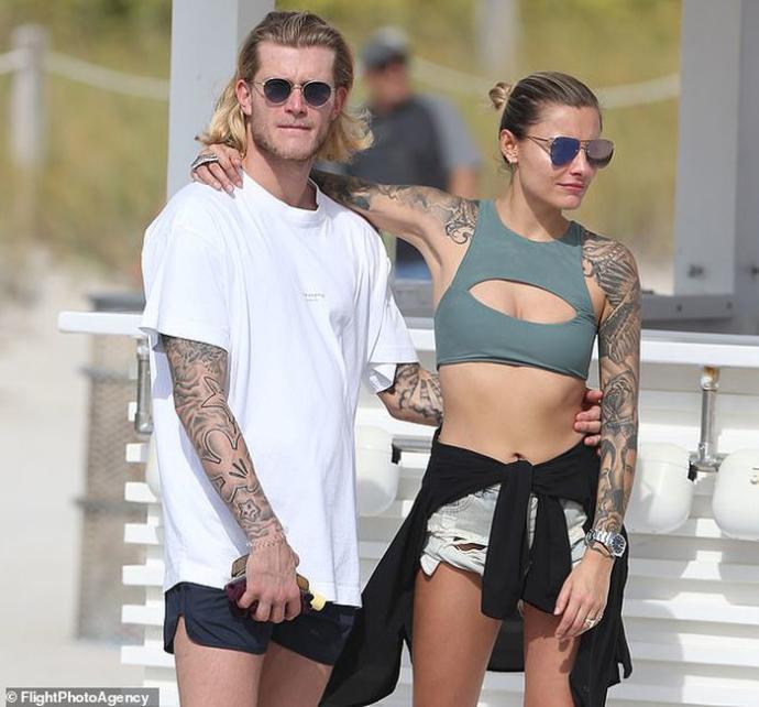 Beşiktaş Kalecisi Karius Miami'de Yeni Sevgilisiyle Görüntülendi!