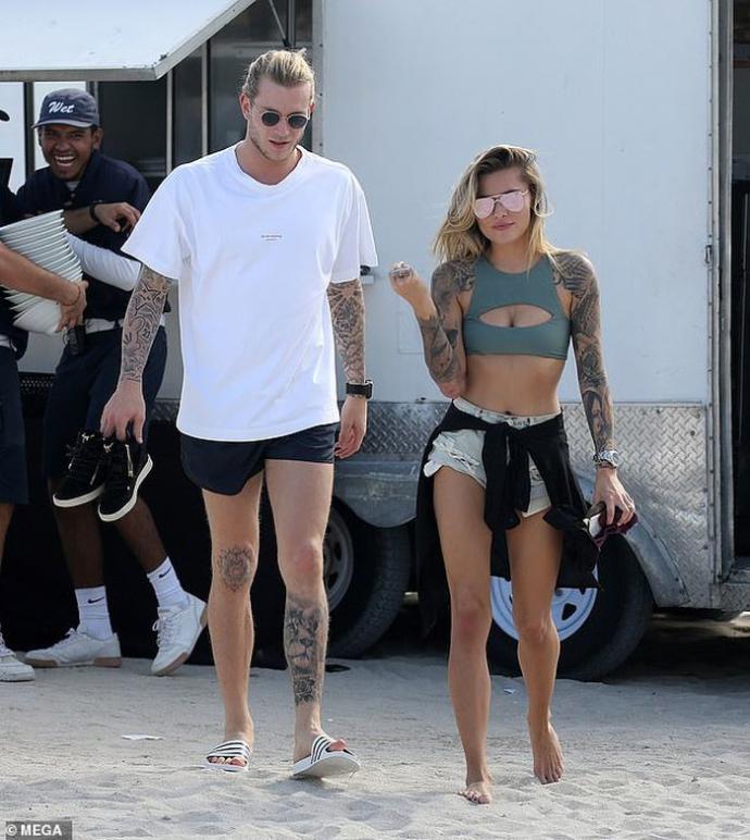 Beşiktaş Kalecisi Karius Miami'de Yeni Sevgilisiyle Görüntülendi!