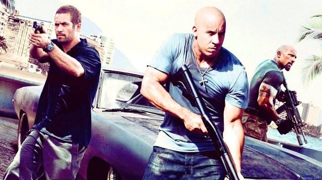 İzlemeye Doyamadığımız Tekrar Tekrar İzlediğimiz Film Serileri