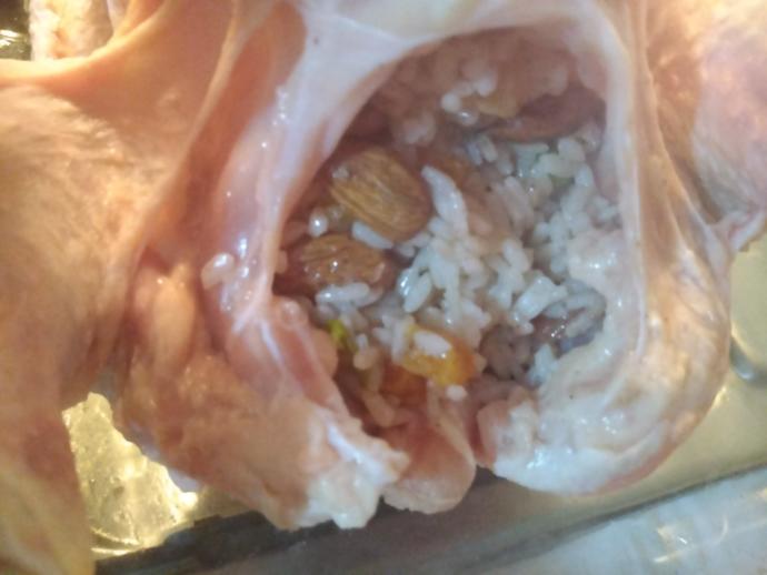 Fırında İç Pilavlı Tavuk Dolması Tarifi